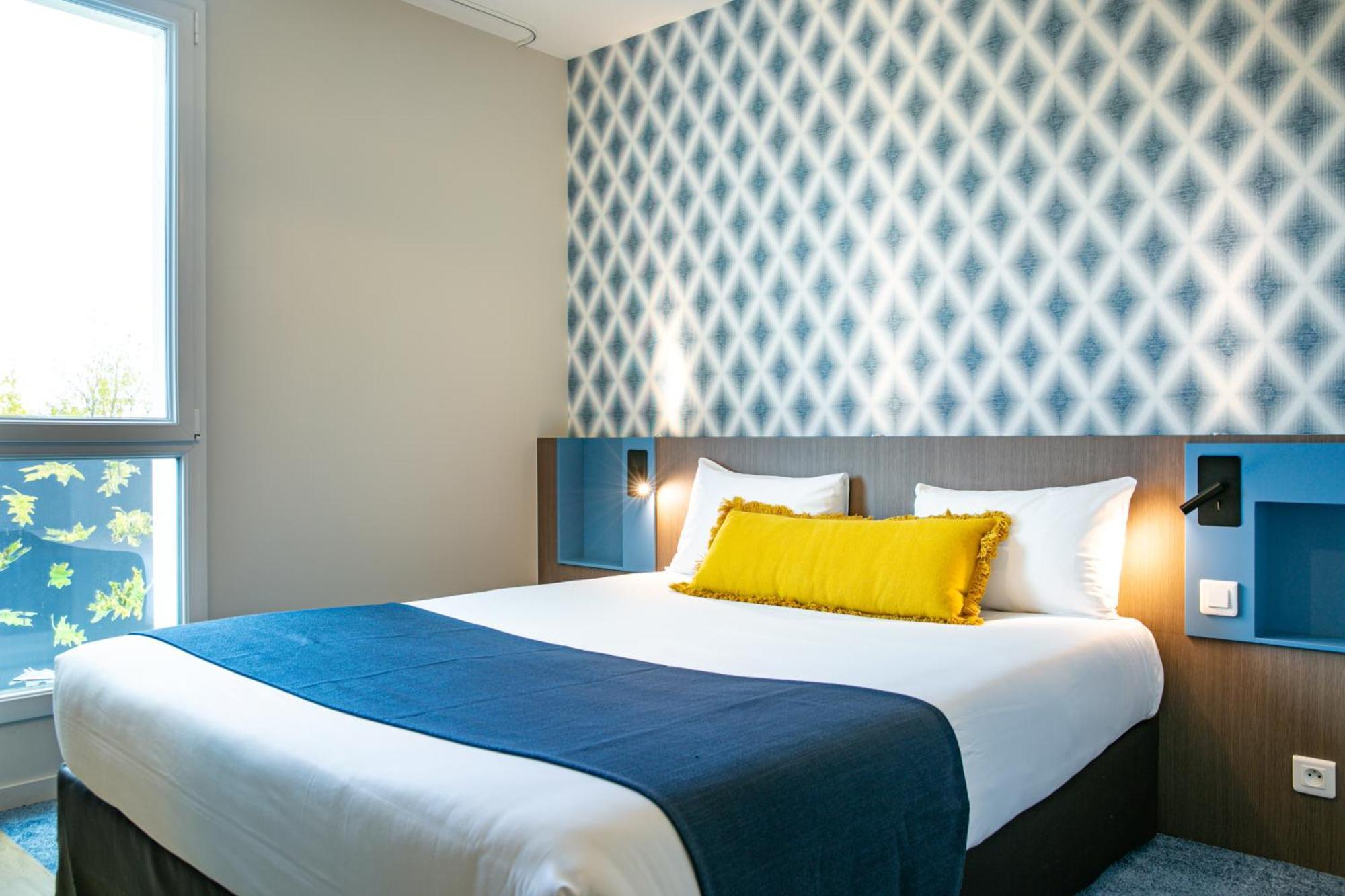 The Originals Boutique Hotel Restaurant Saint James, Монтегю Екстериор снимка