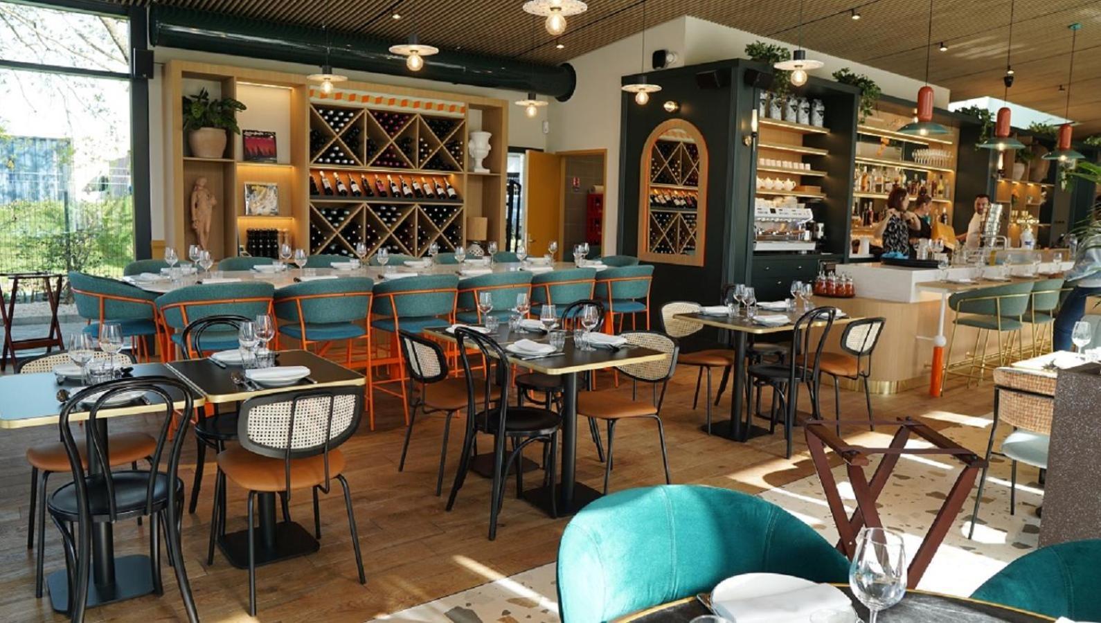 The Originals Boutique Hotel Restaurant Saint James, Монтегю Екстериор снимка